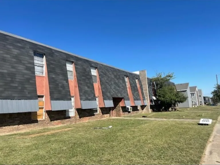 4415 Yorkshire Dr #3 — Photo 3