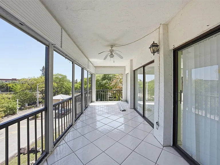 6010 S Falls Circle Dr #323 — Photo 22