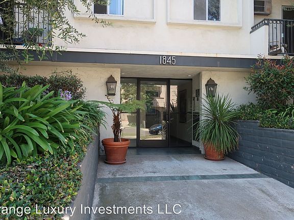 4th image of 1845 Glendon Ave APT 306