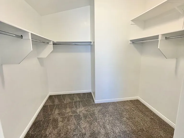 1009 W 4100 S — Photo 25