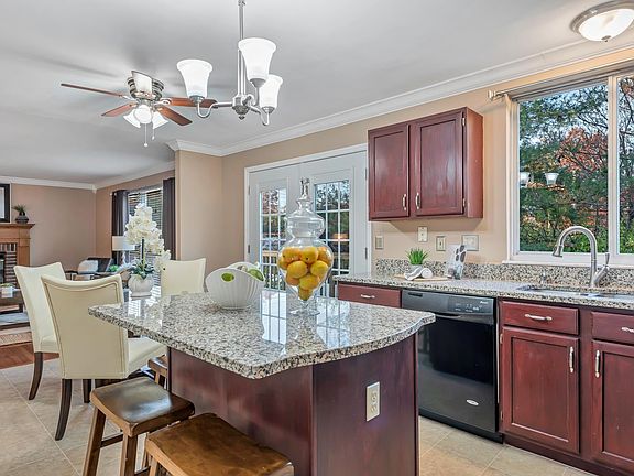 3rd image of 10100 Grant Meadow Ln