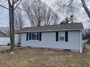 839 Green St, Menasha, WI 54952