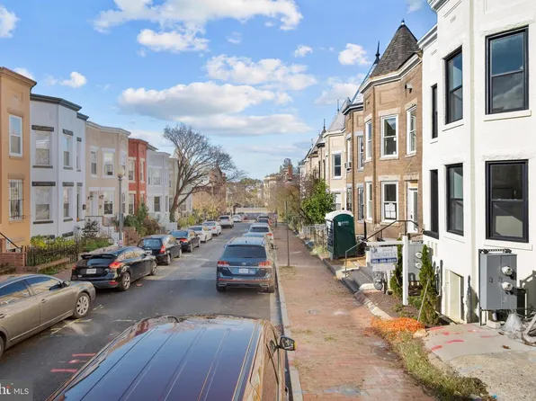 28 Todd Pl NE, Washington, DC 20002