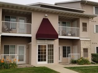 883 37th Ave NW UNIT B, Rochester, MN 55901