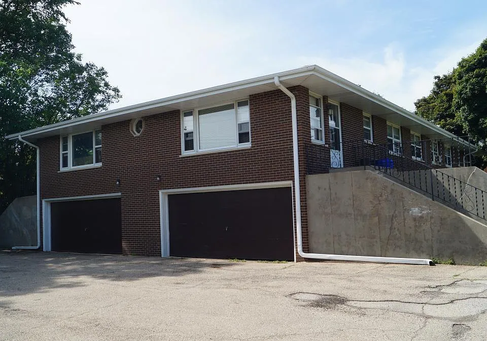 Back-Garage