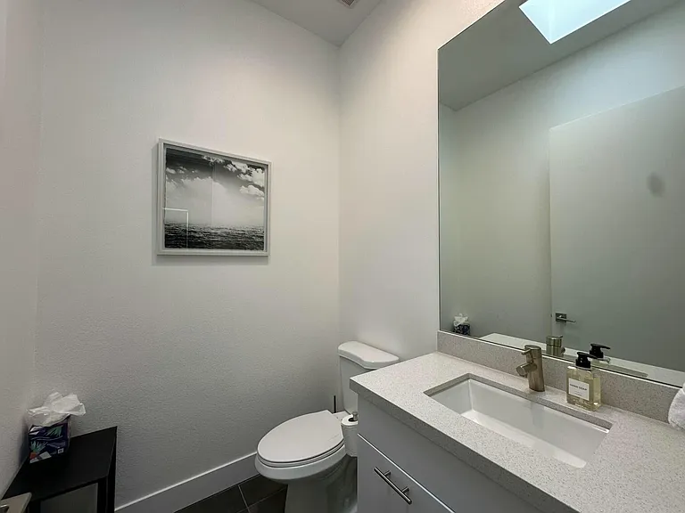 54620 Avenida Juarez — Photo 35
