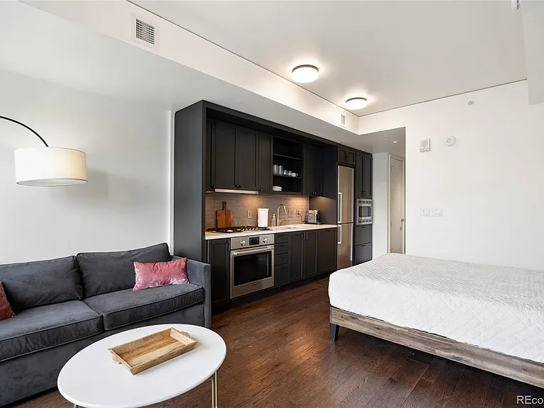 1750 Wewatta St #1305 — Photo 14