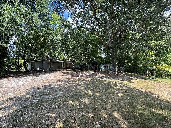 5th image of 8650 Bull Rd
