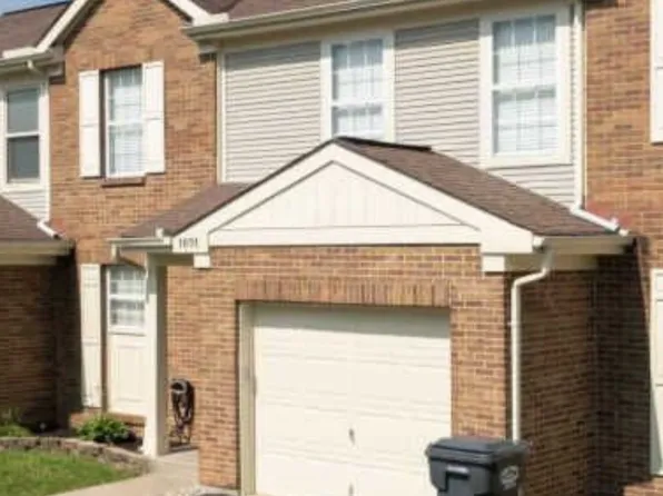 1691 Val Court Dr, Burlington, KY 41005