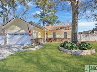 11 Goldfinch Ct E, Savannah, GA 31419