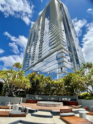 888 Kapiolani Blvd #3910 Photo 1