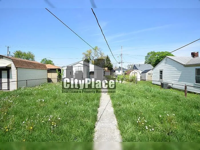 2 bed, 1.0 bath, 688 sqft, $1,000 — Photo 4