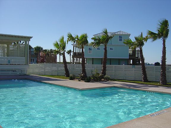 Close to Subdivision Pool!