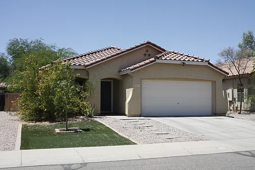 2817 W Silver Creek Ln Photo 1
