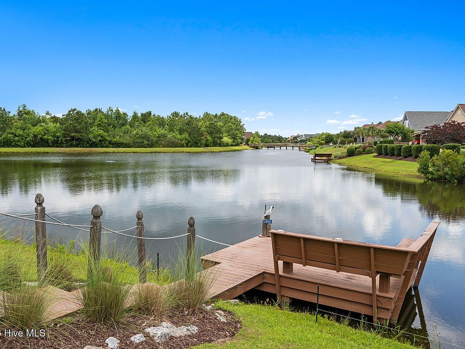 1st image of 8476 Compass Pointe East Wynd NE