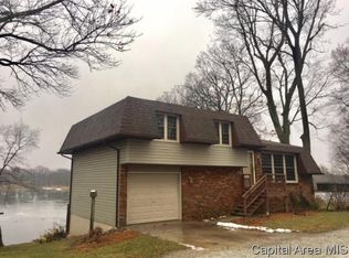 95 Almond Ln, Petersburg, IL 62675