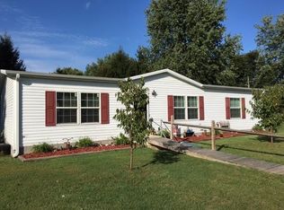 111 N Burnetta St, Elnora, IN 47529