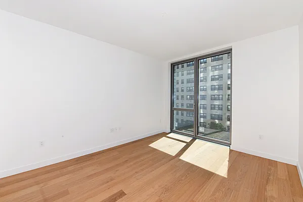 Rented by R New York | media 19