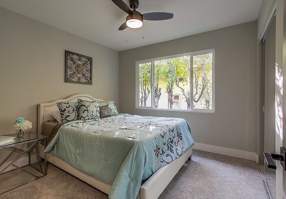 2nd image of 624 Morgan Way