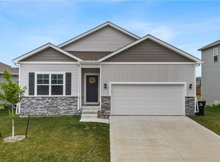 2709 NW 41st St, Ankeny, IA 50023