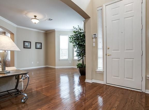 2nd image of 15634 Buffalo Creek Dr