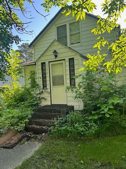 1st image of 317 1st Ave SW