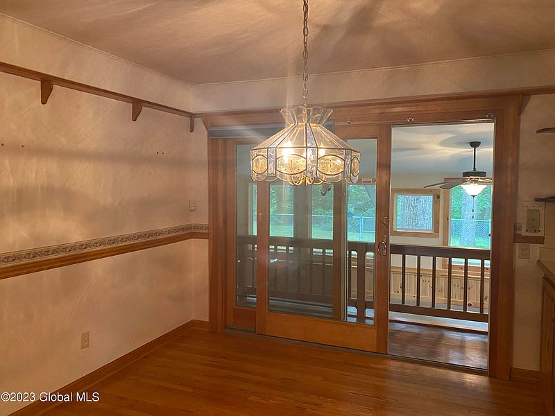 5th image of 59 Saratoga Drive