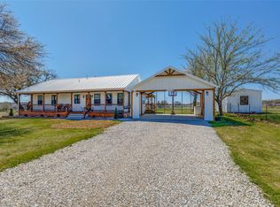 320 English Ct, Springtown, TX 76082