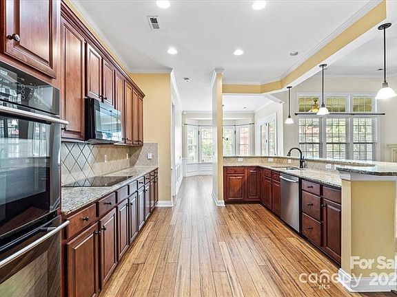 4th image of 8712 Soaring Eagle Ln