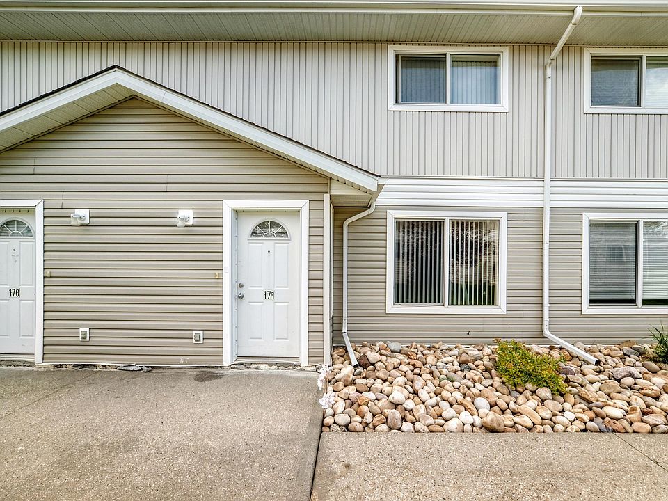 1st image of 180 Bridgeport Blvd #171