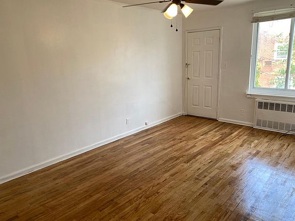 4th image of 1055 E 85th St #3