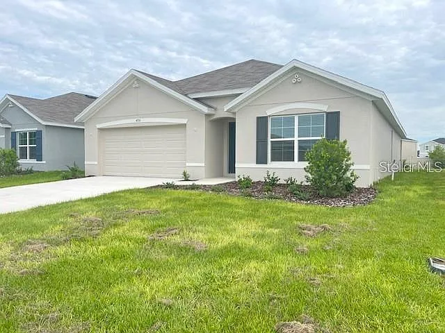4 bed, 2.0 bath, 1827 sqft, $2,150 — Photo 1