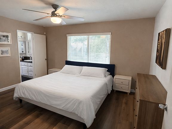 5th image of 7638 Pepper St