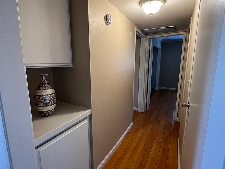 14157 Vanowen St #101 — Photo 7