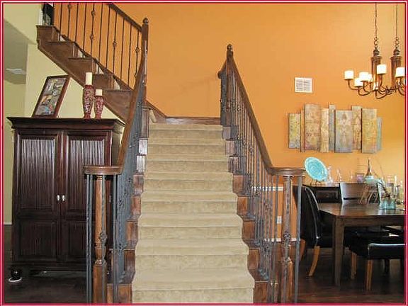 5th image of 9628 Hathman Ln