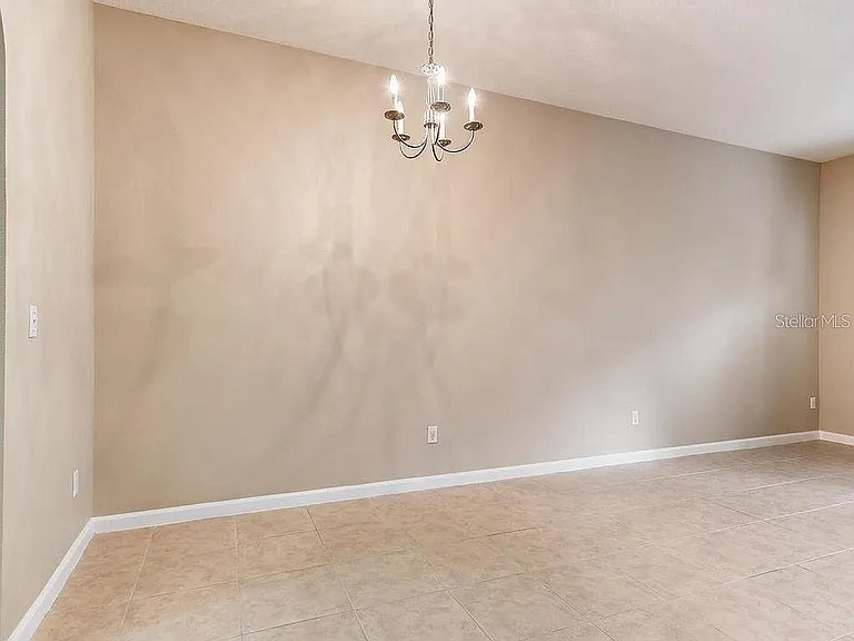 3812 Black Spruce Ln — Photo 7