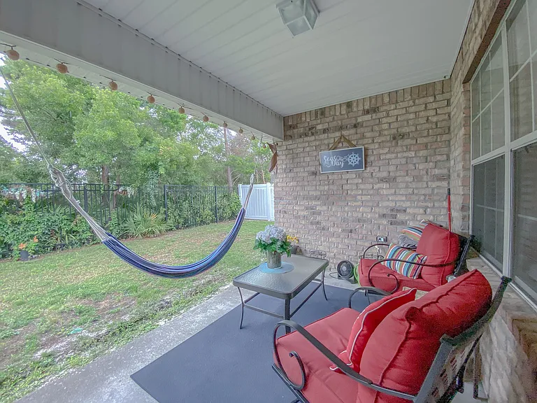 115 Secret Harbor Dr — Photo 34