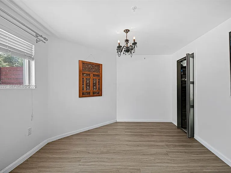 7728 Collins Ave #5 — Photo 16