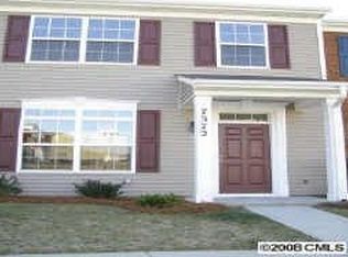 7372 Laurel Valley Rd, Charlotte, NC 28273