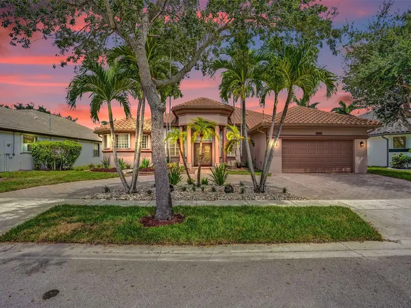 2037 NW 139th Avenue, Pembroke Pines, FL 33028