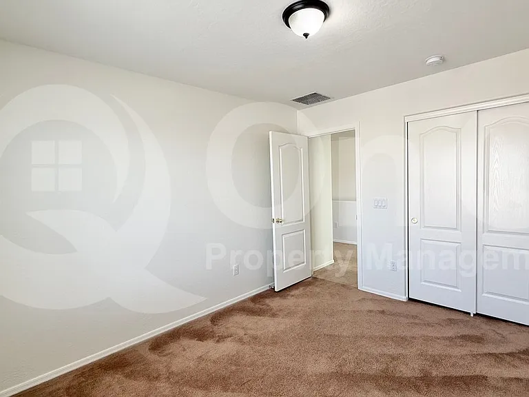 1831 W Desert Seasons Dr — Photo 9