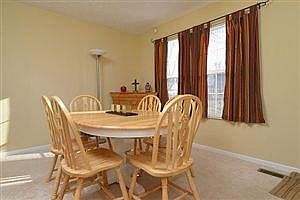 3rd image of 5809 Gray Leaf Cir