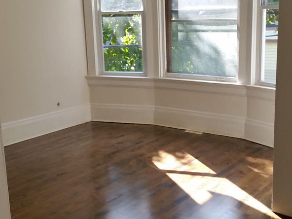 5th image of 2968 N Buffum St #1