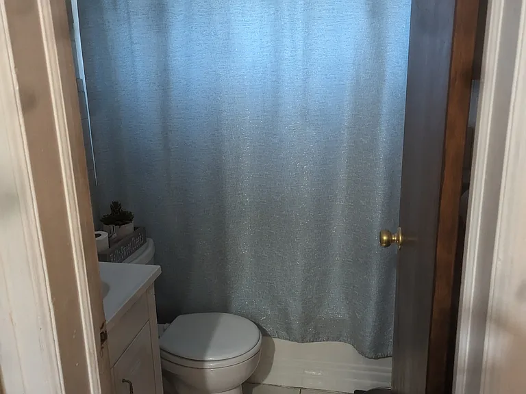 248 N Suffolk Ave #1 — Photo 9