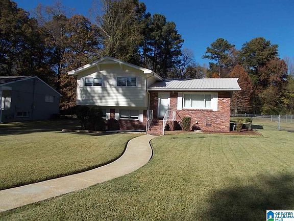 2nd image of 422 Della Rose Dr