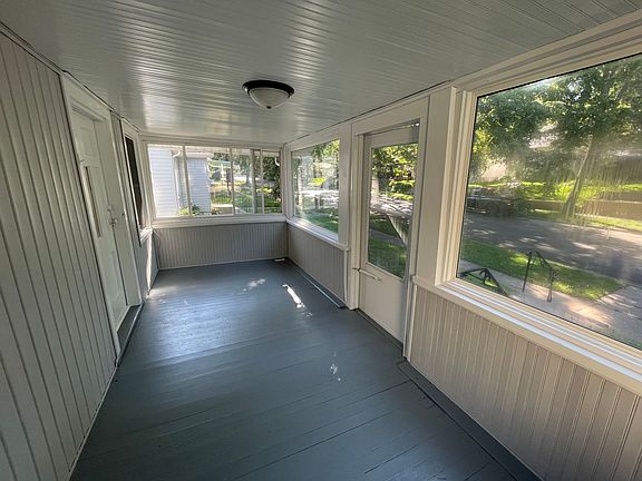 4th image of 1927 Sherwood Ave