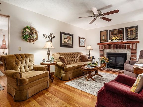 5th image of 2840 Marlo Dr
