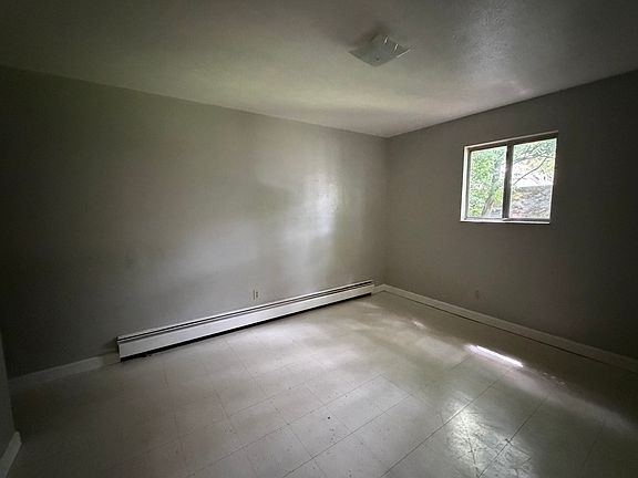 5th image of 620 Walter St #616