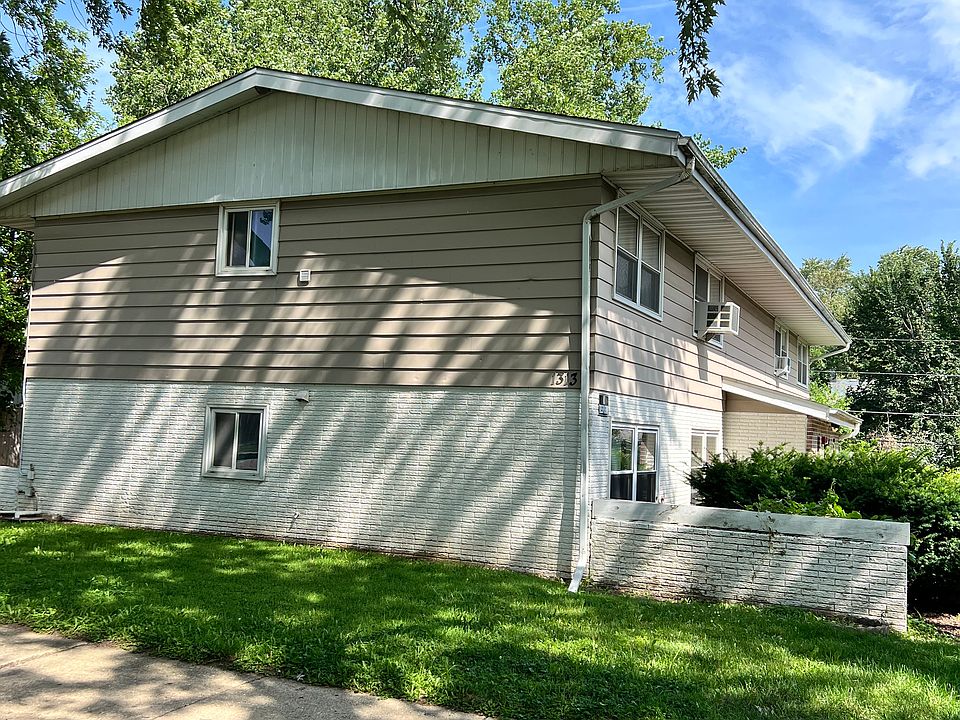 2nd image of 1313 Argo Ln APT 3