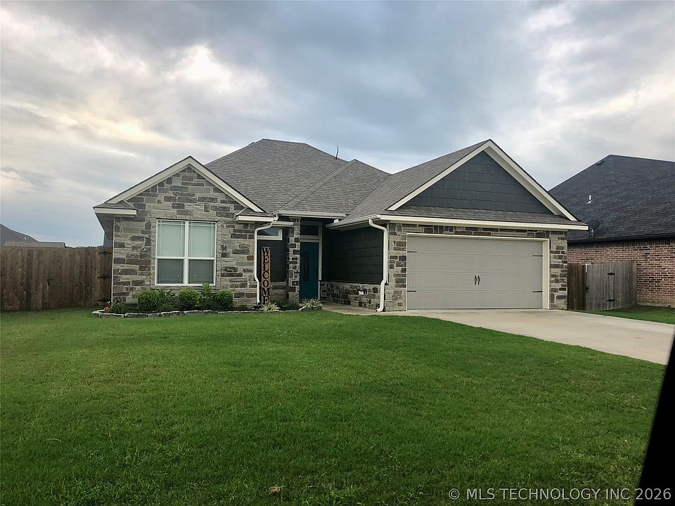 1st image of 3409 Carriage Point Dr